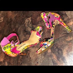 Gianni Bini Floral Heels